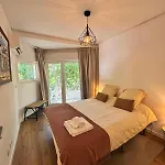 Mhouse Lease Walk To And Center Апартаменты